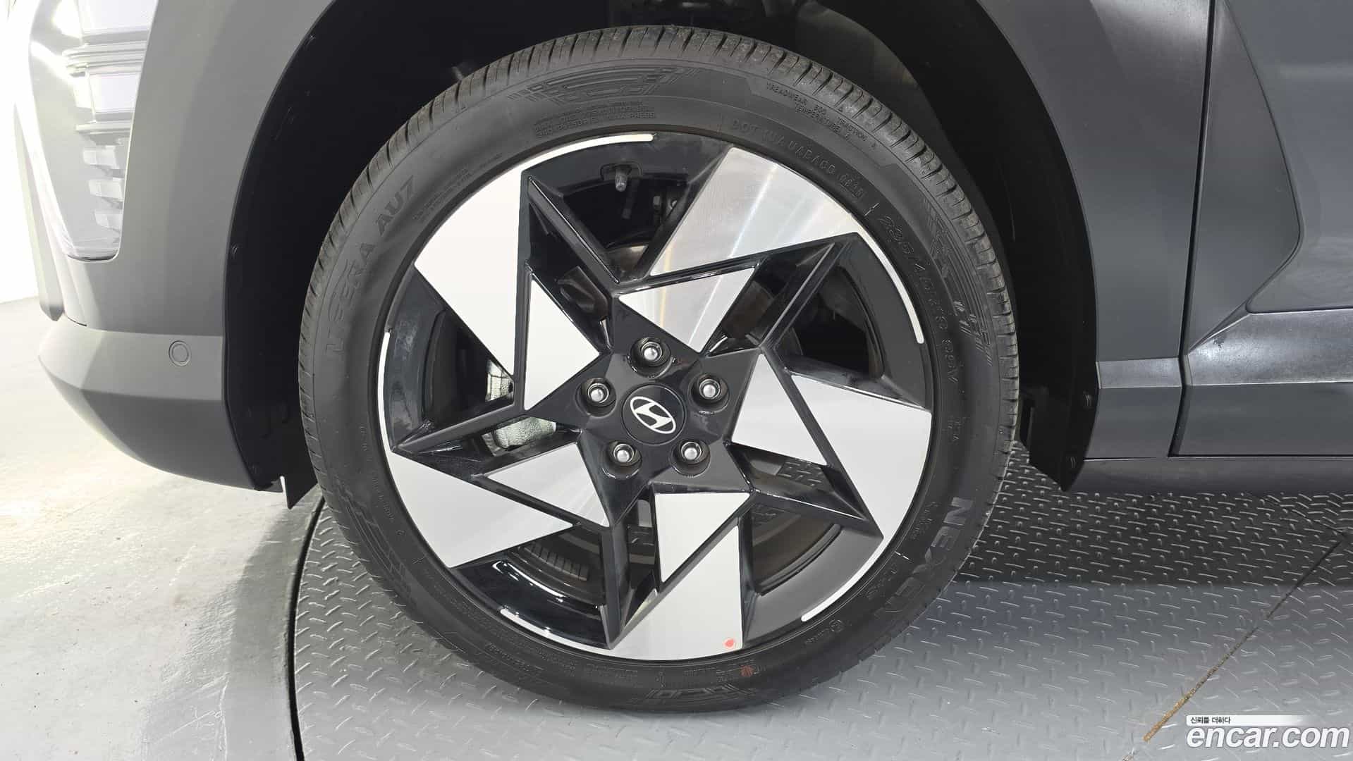 Kona Hyundai 2025.3-OUTER-005
