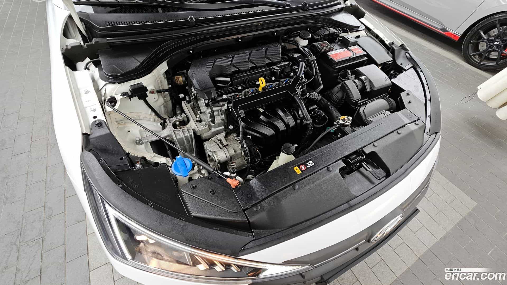 AVANTE Hyundai 2019.5-OUTER-006