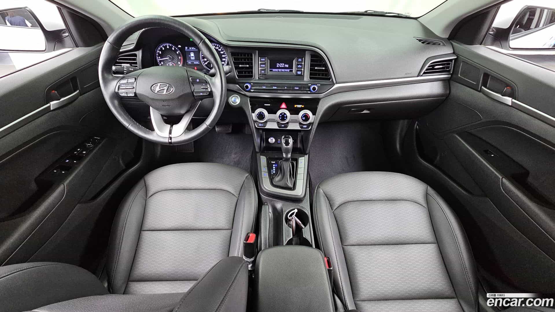 AVANTE Hyundai 2019.5-INNER-007