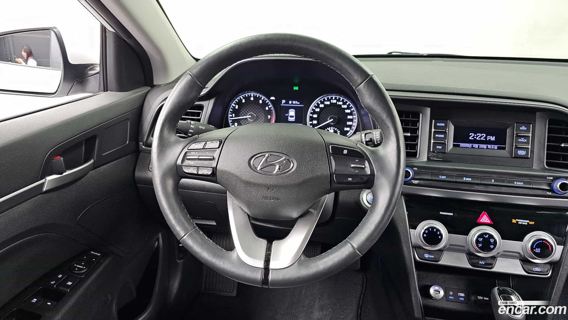 AVANTE Hyundai 2019.5-OPTION-017