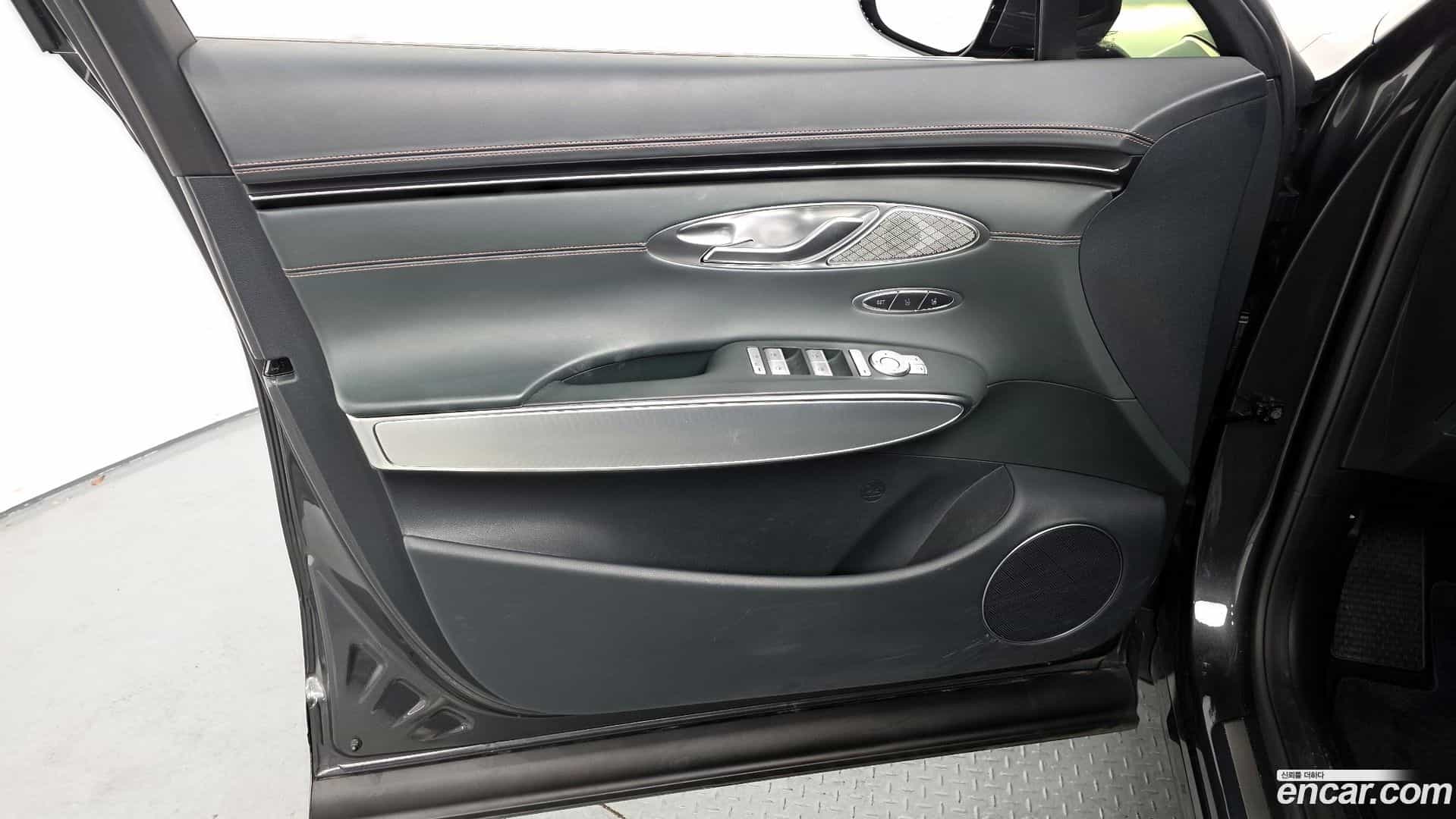 GV70 Genesis 2021.2-INNER-034