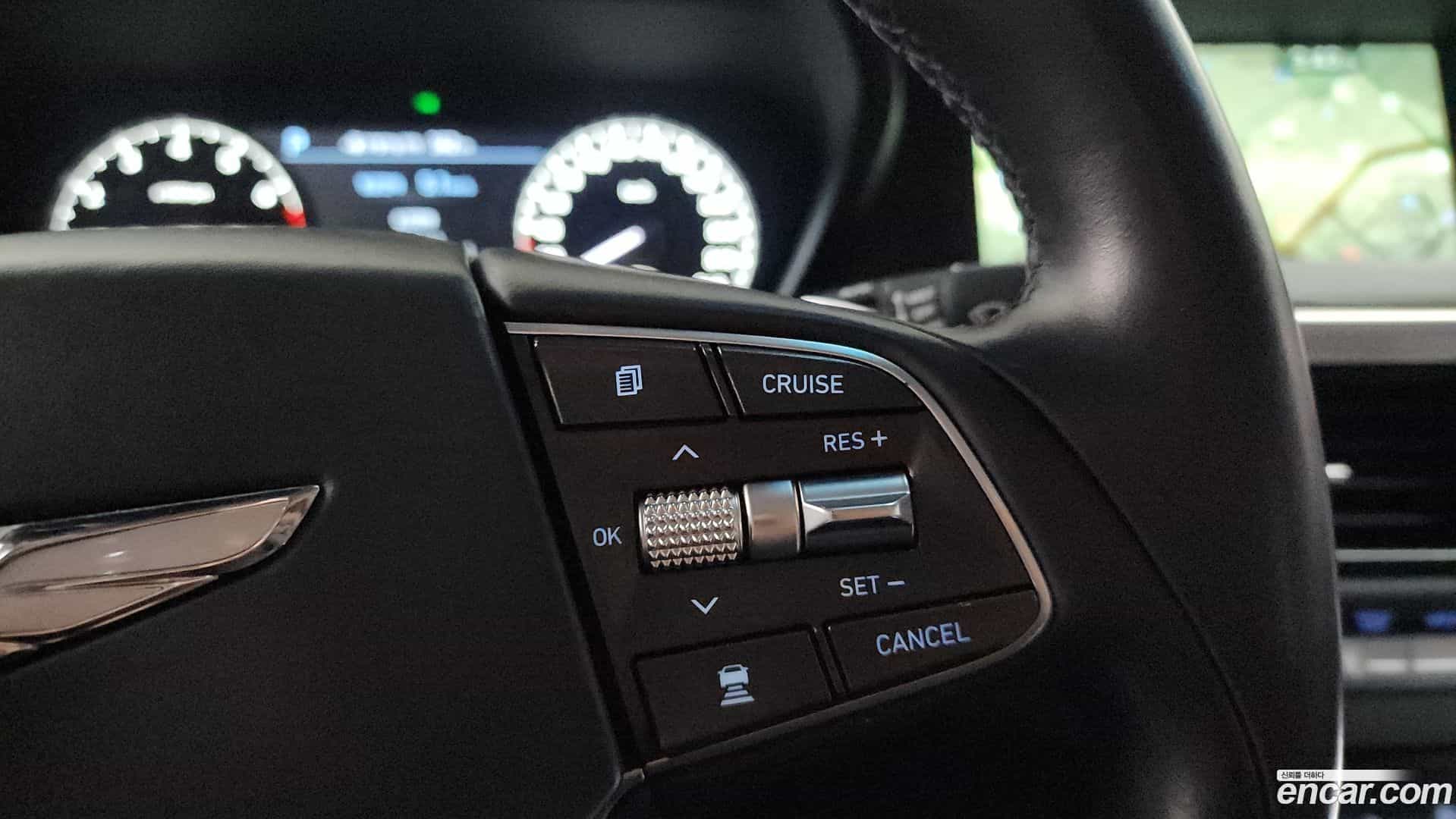 EQ900 Genesis 2016.1-OPTION-022