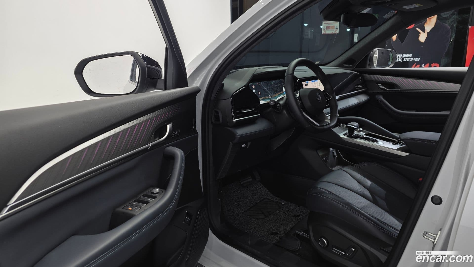 Main__Slider__Photo:Grand Koleos Renault Korea 2025.1-9