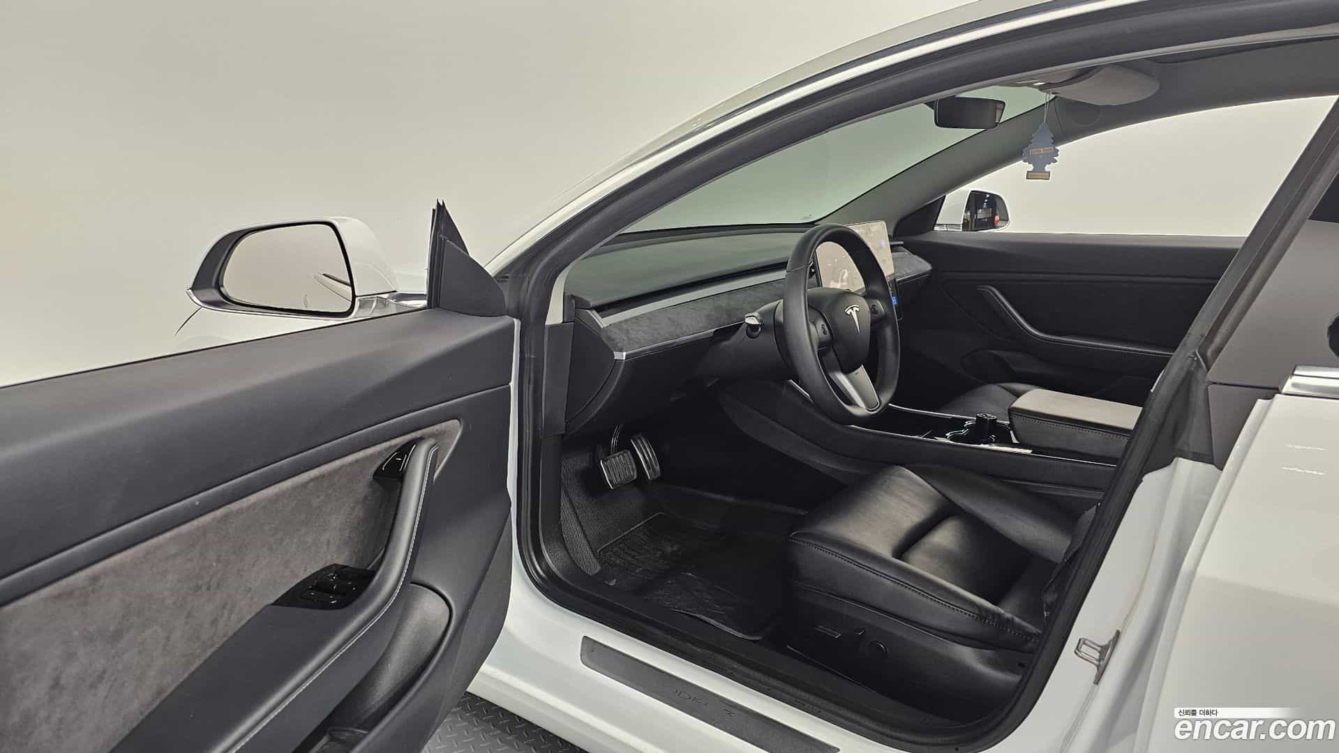 Model 3 Tesla 2020.2-INNER-010