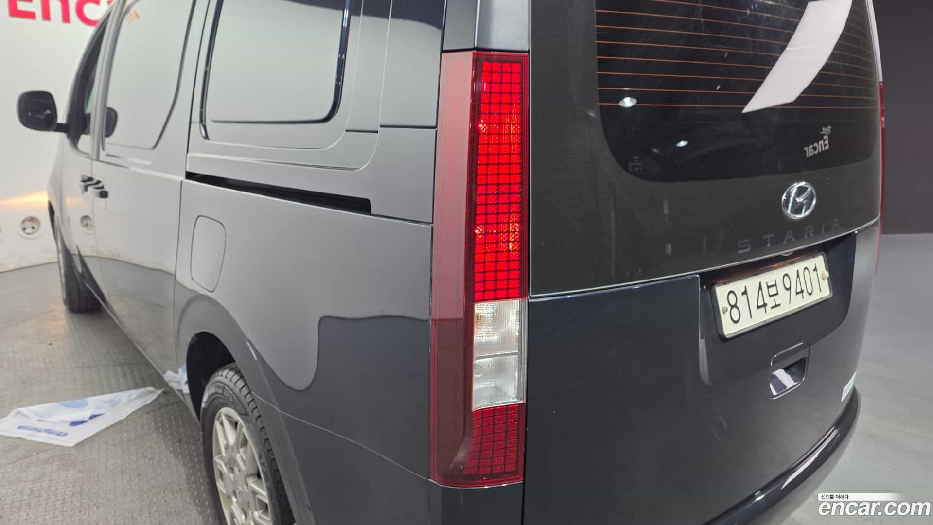 Staria Hyundai 2023.0-OUTER-033