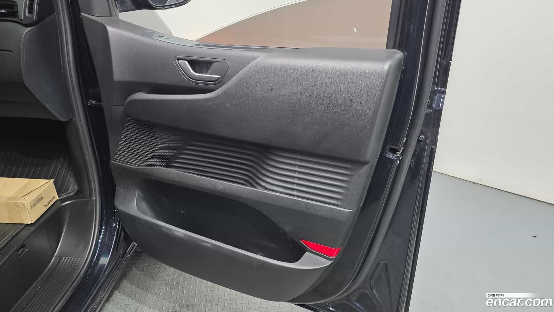 Staria Hyundai 2023.0-INNER-034