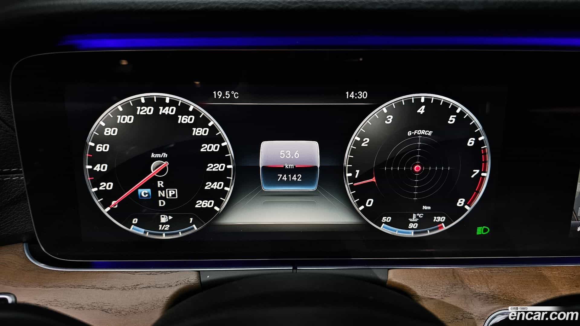 E-Class Mercedes-Benz 2018.6-INNER-008