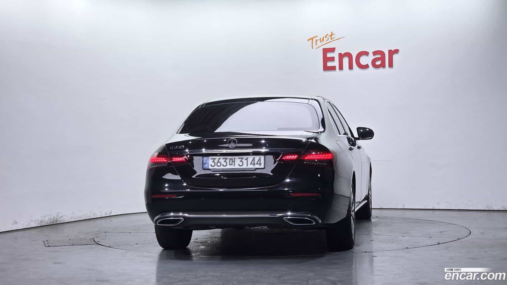 E-Class Mercedes-Benz 2021.2-OUTER-004