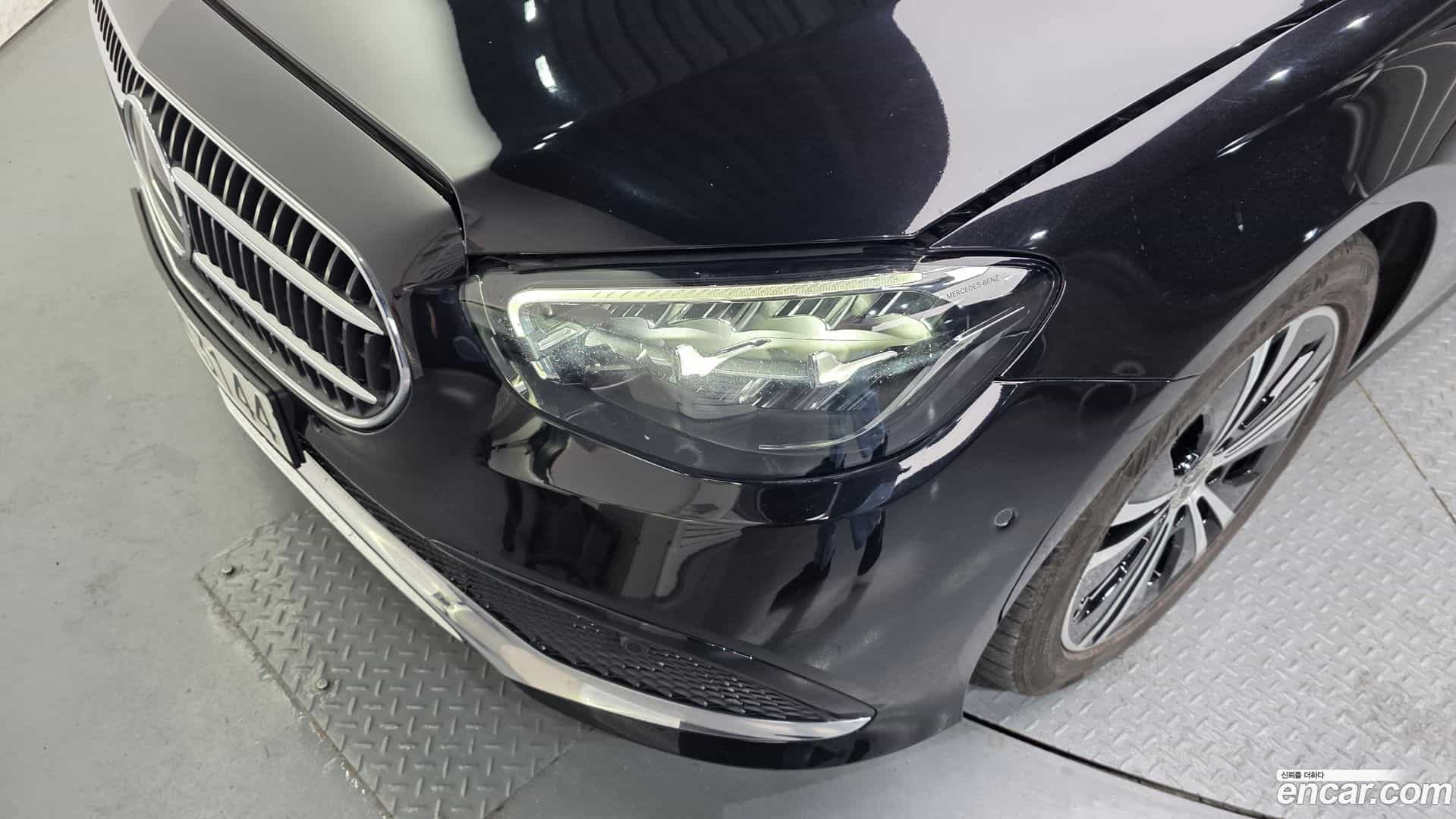 E-Class Mercedes-Benz 2021.2-OUTER-032
