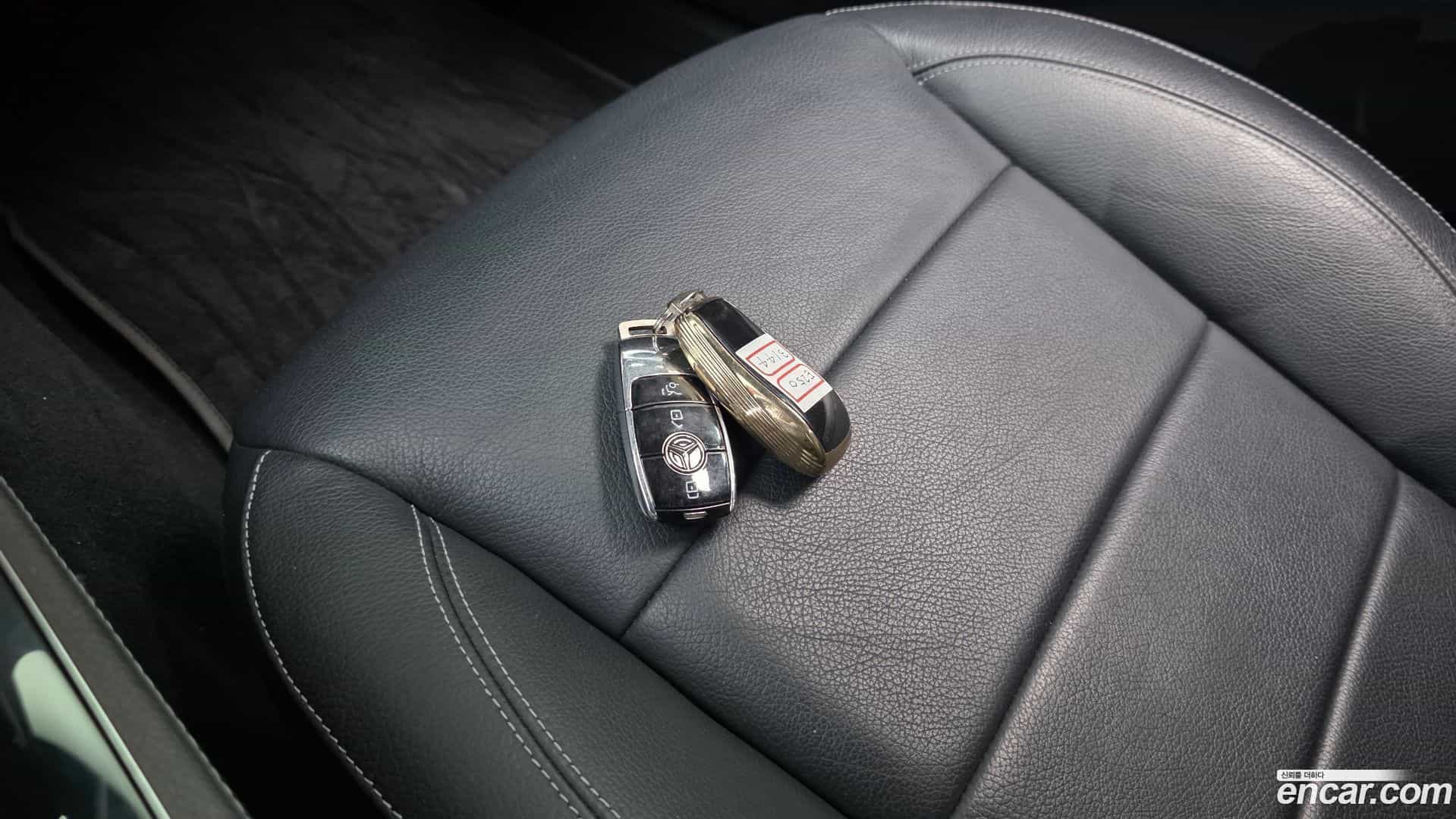 E-Class Mercedes-Benz 2021.2-OPTION-047