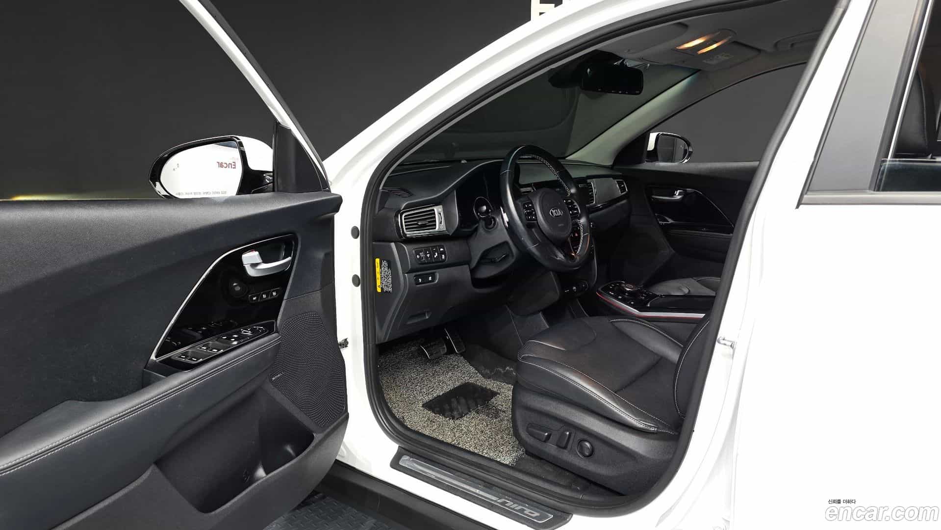 Niro Kia 2021.3-INNER-010