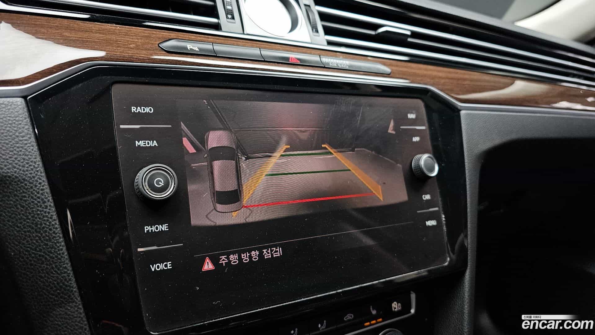 Passat Volkswagen 2018.3-OPTION-018