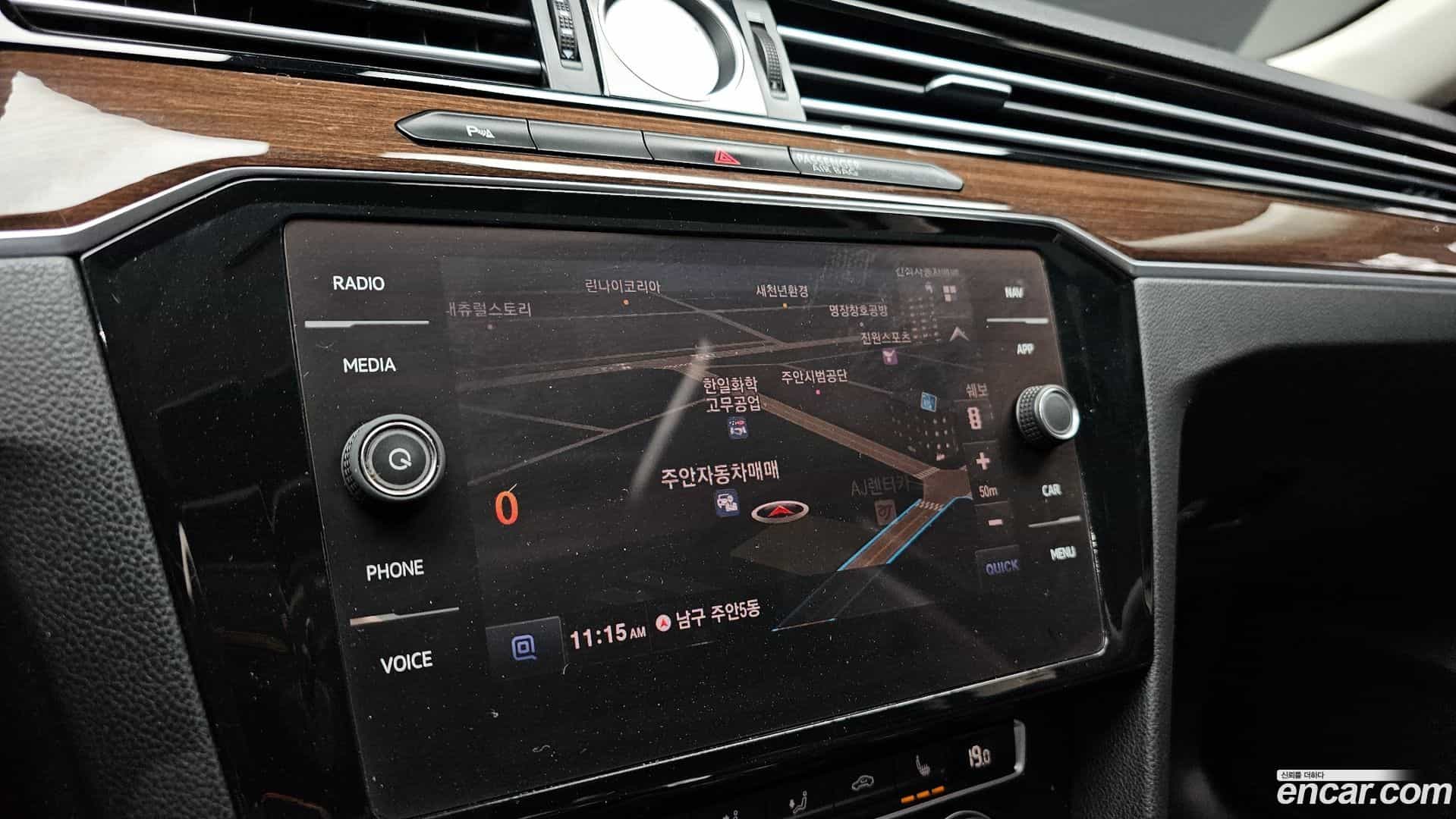 Passat Volkswagen 2018.3-OPTION-019