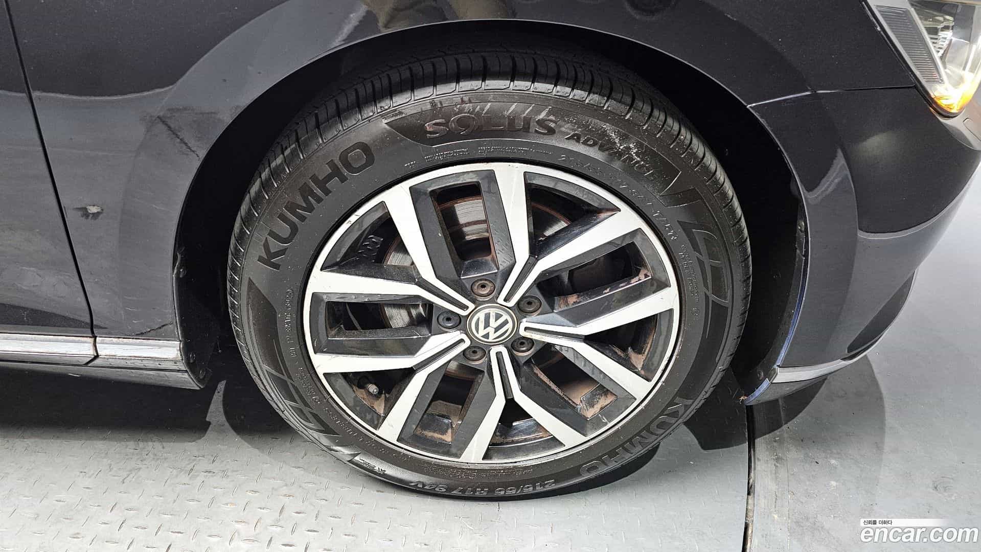 Passat Volkswagen 2018.3-OUTER-031