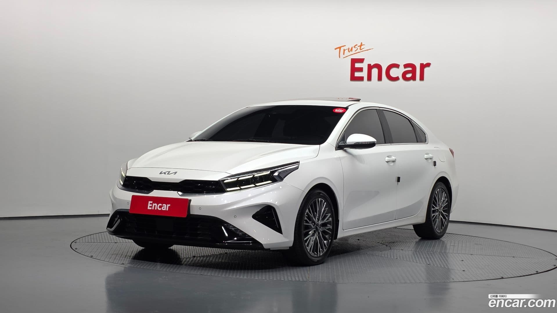 Main__Slider__Photo:K3 Kia 2021.10-0