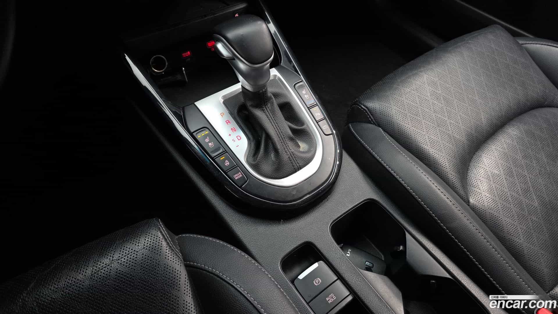 K3 Kia 2021.10-INNER-009