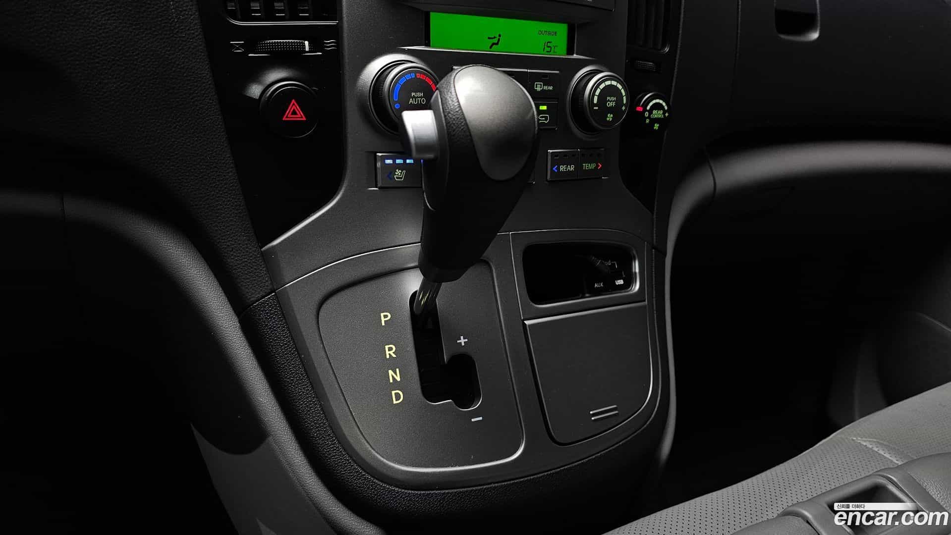 Starex Hyundai 2014.8-INNER-009