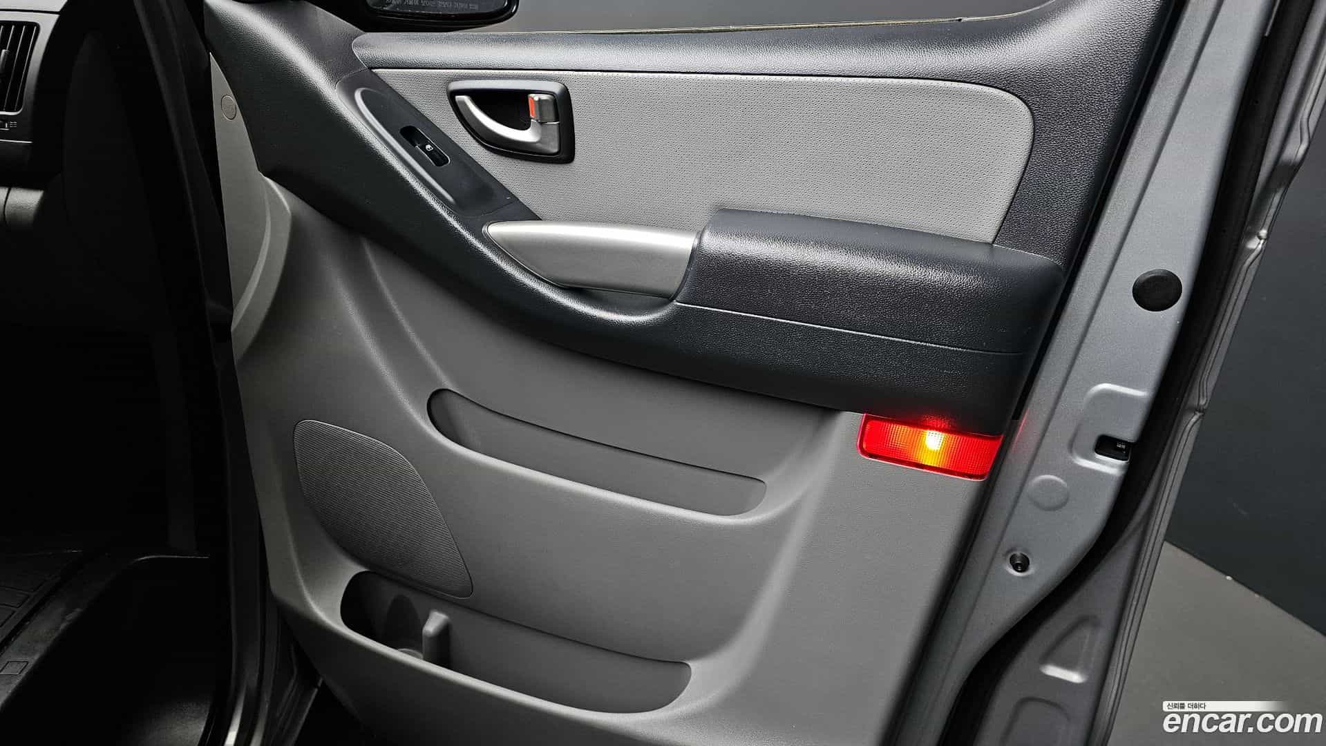 Starex Hyundai 2014.8-INNER-034