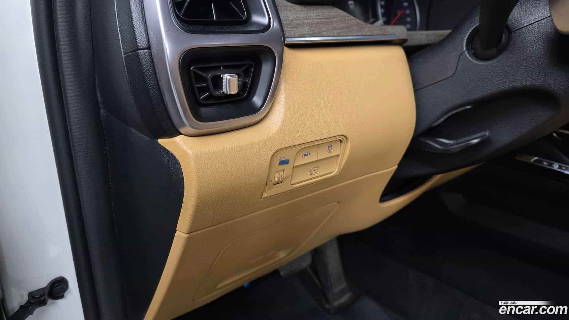 Sorento Kia 2022.3-OPTION-041