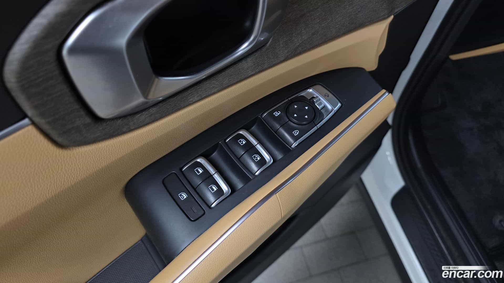 Sorento Kia 2022.3-OPTION-042