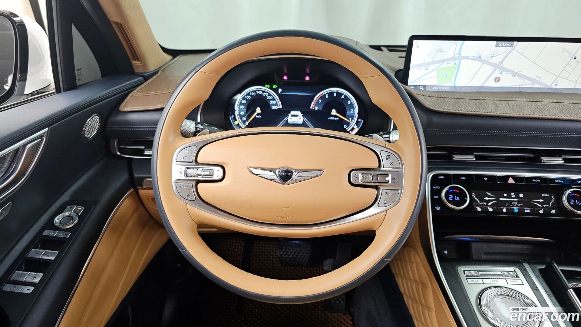 Main__Slider__Photo:GV80 Genesis 2020.3-12