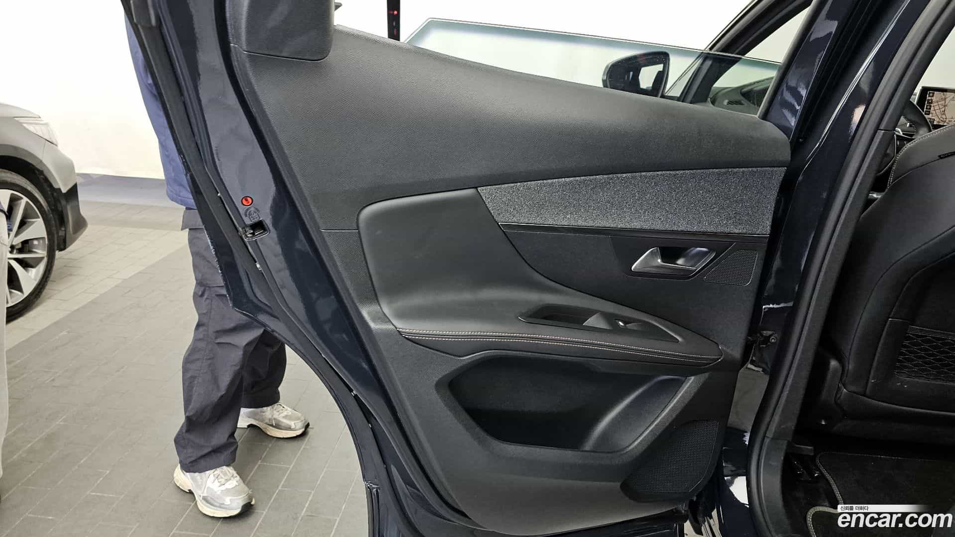 3008 Peugeot 2018.9-INNER-035