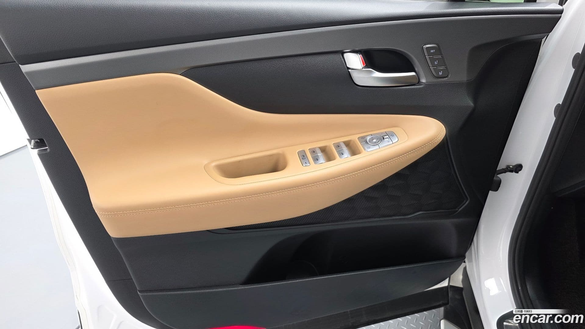 Main__Slider__Photo:Santafe Hyundai 2022.7-23