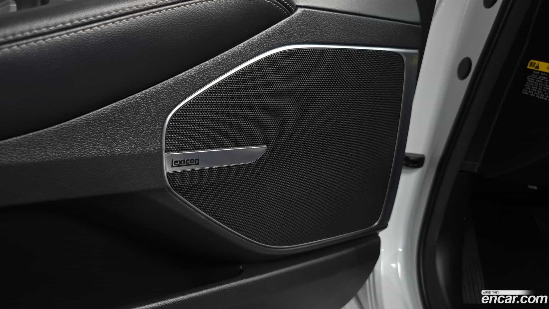 EQ900 Genesis 2016.10-OPTION-047