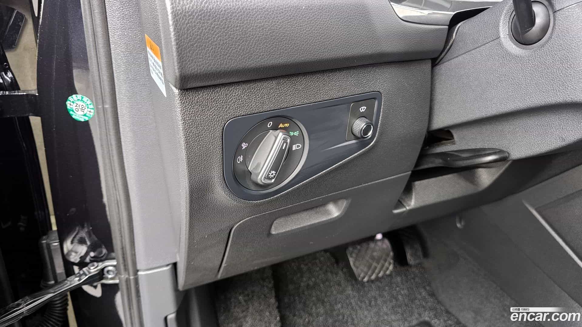Tiguan Volkswagen 2021.7-OPTION-020