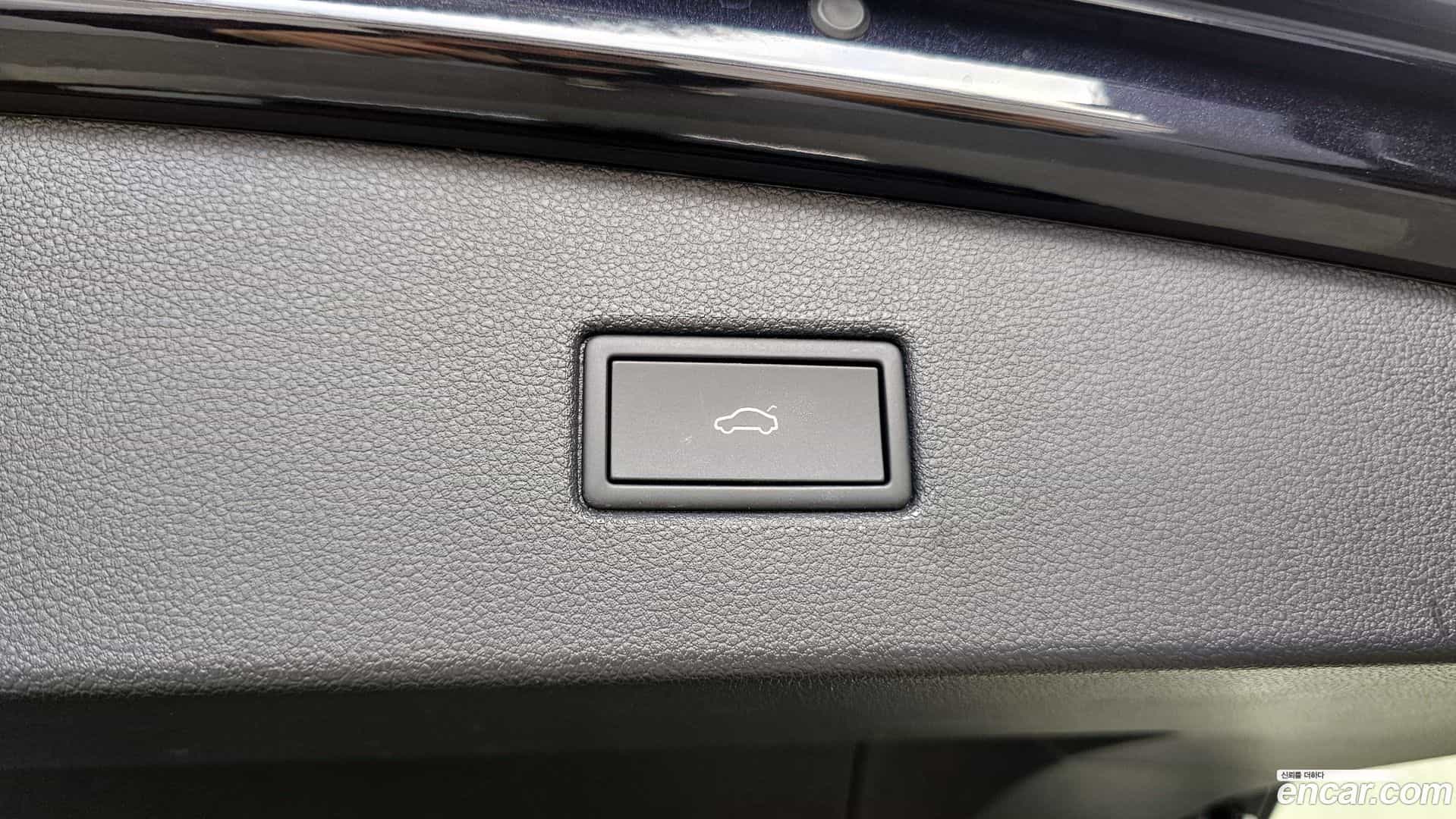 Tiguan Volkswagen 2021.7-OPTION-046