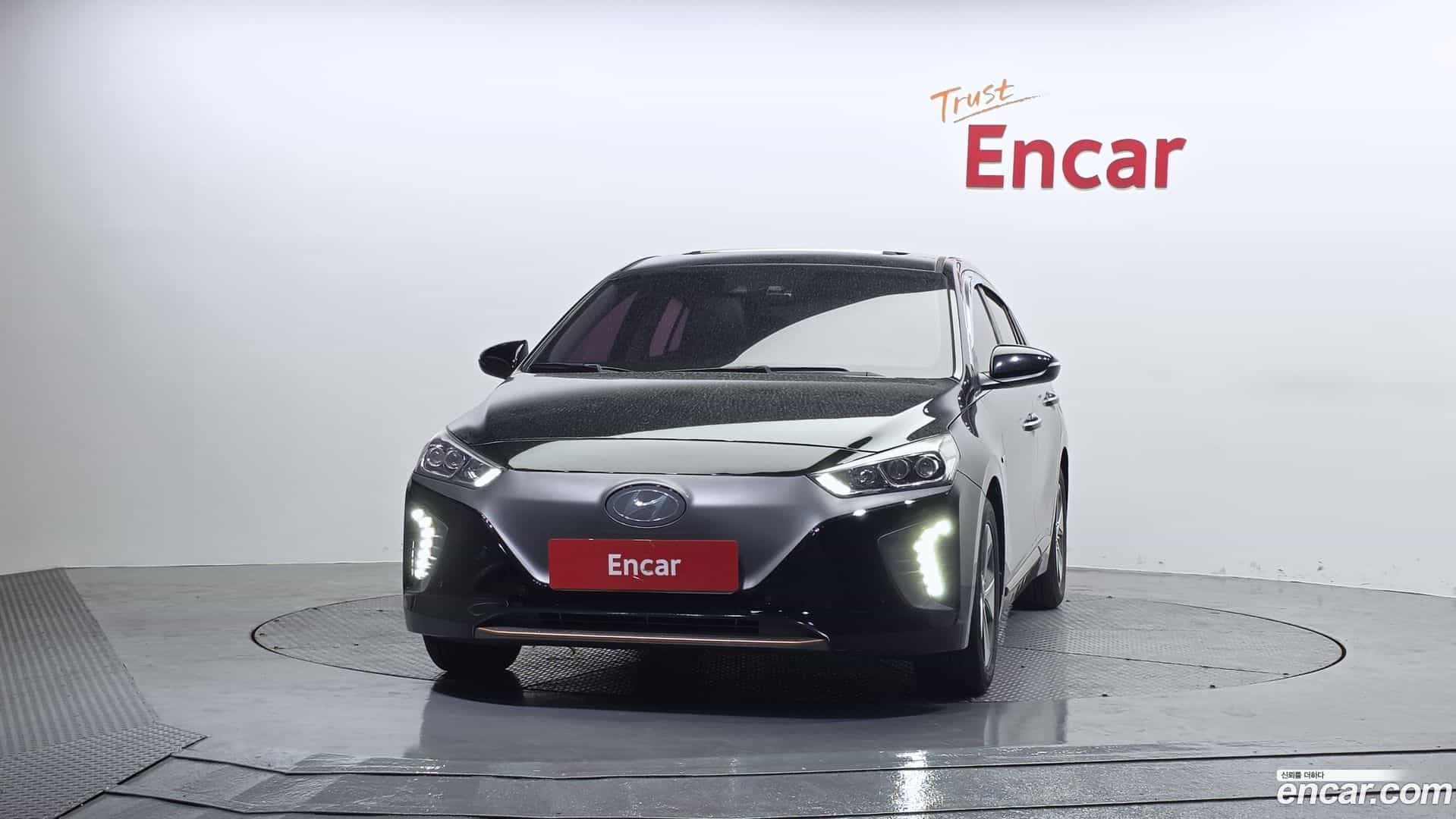 Ioniq Hyundai 2017.11-OUTER-003