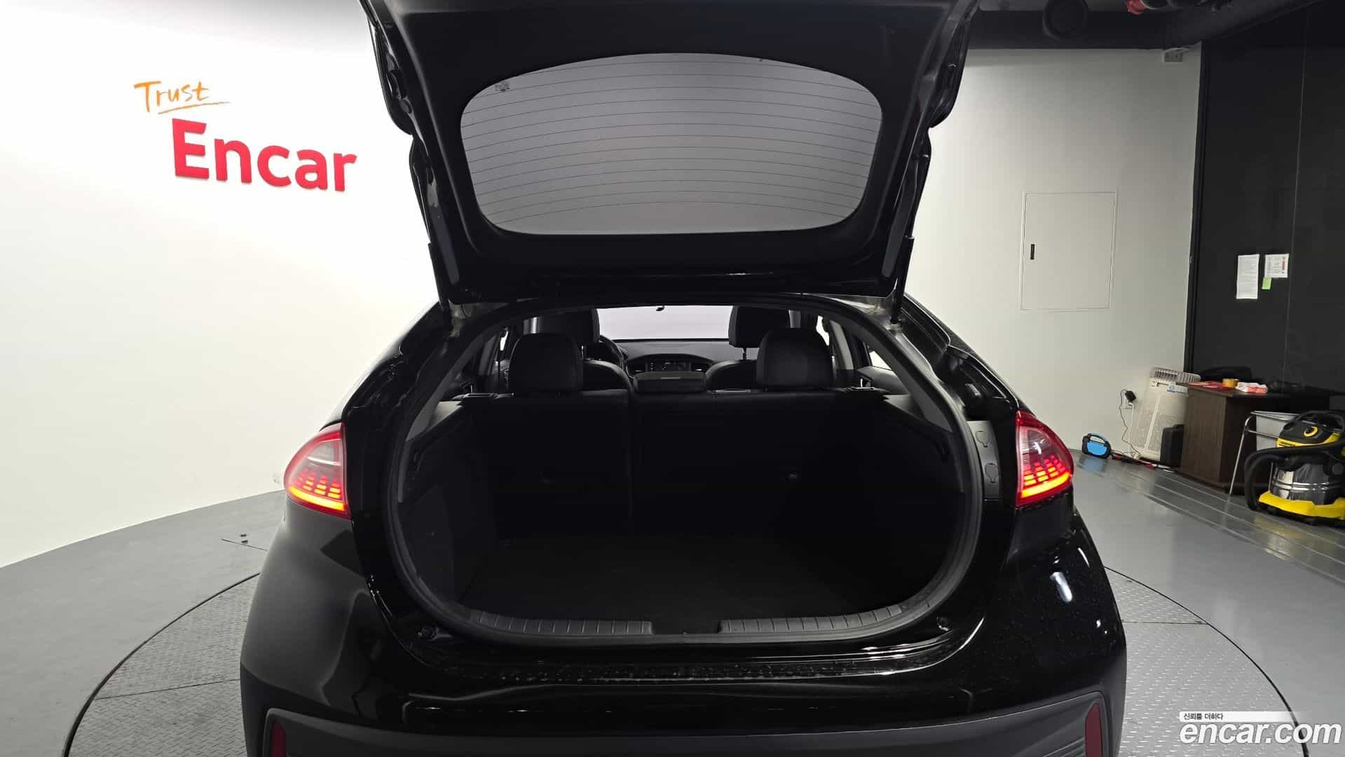 Ioniq Hyundai 2017.11-OPTION-024