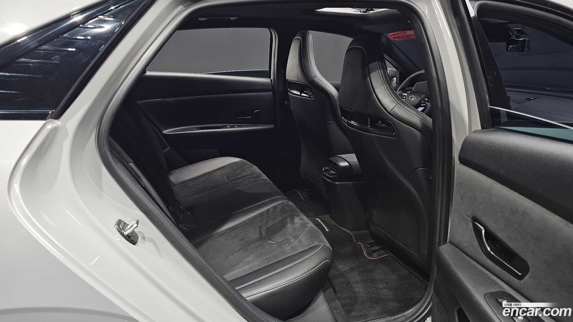 AVANTE Hyundai 2022.11-INNER-036