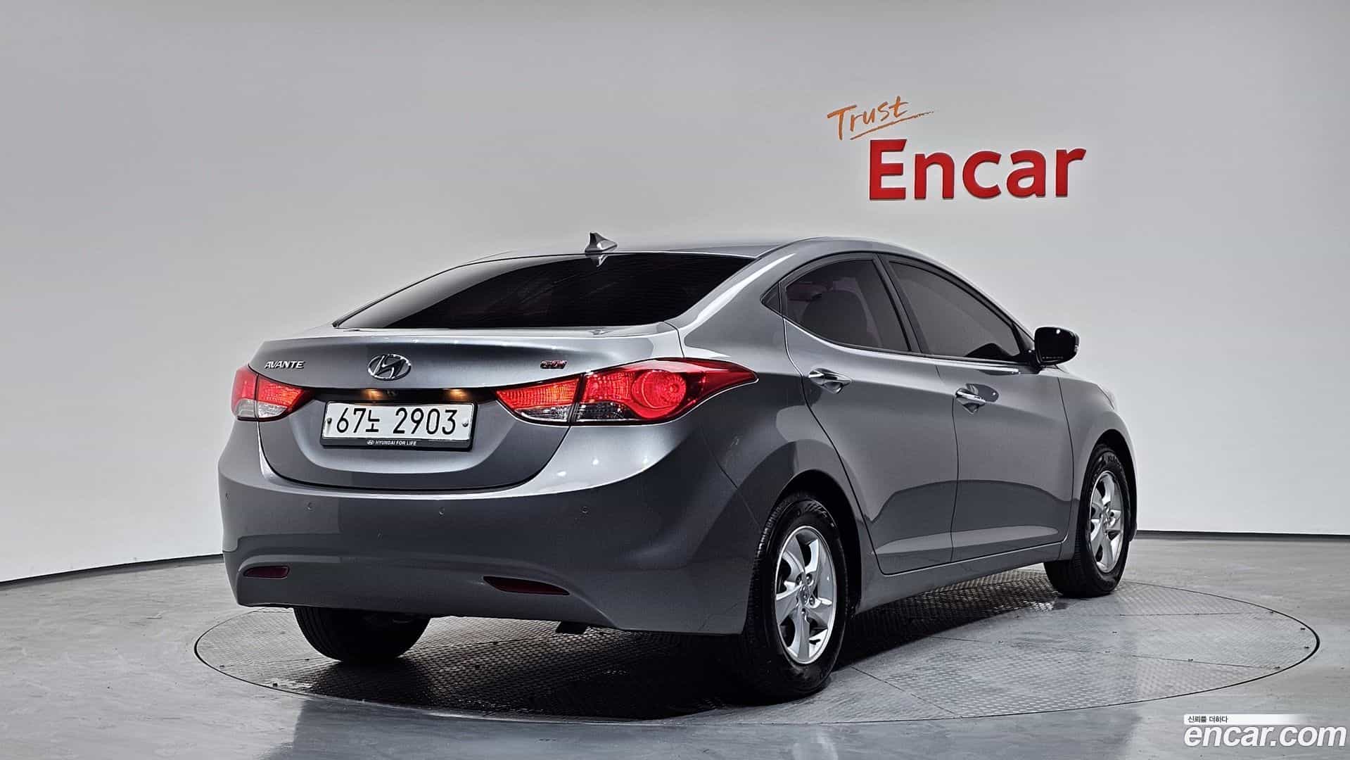 AVANTE Hyundai 2012.10-OUTER-002