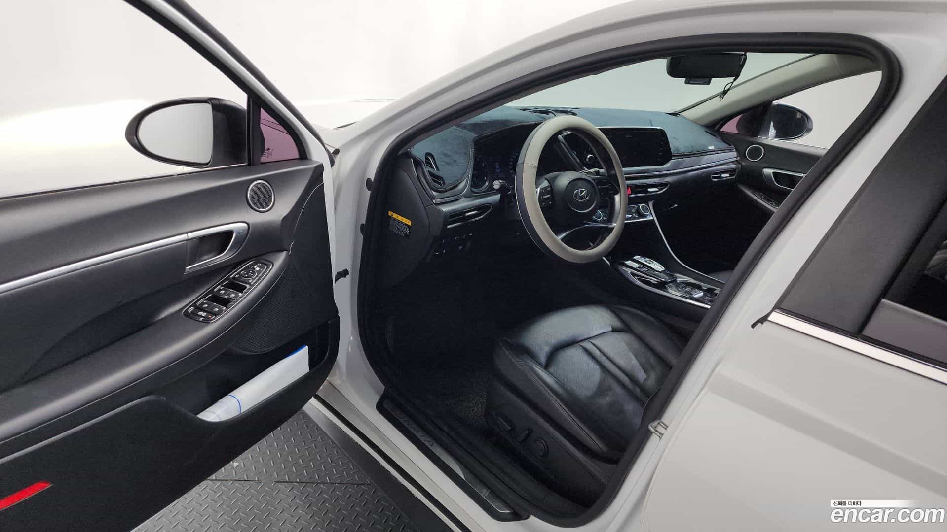 Sonata Hyundai 2020.5-INNER-010