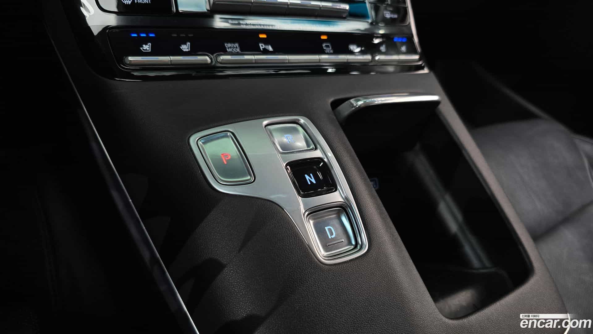 Grandeur Hyundai 2020.2-INNER-009