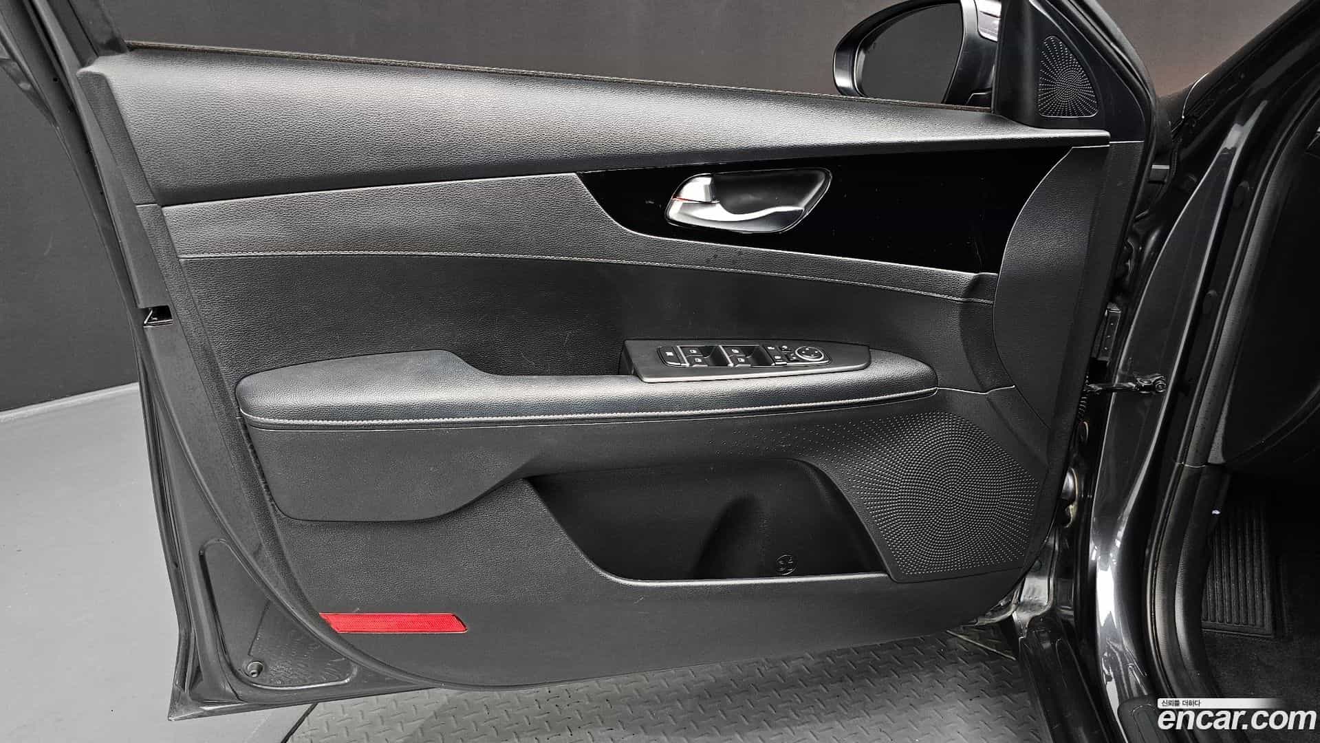 K3 Kia 2021.5-INNER-034