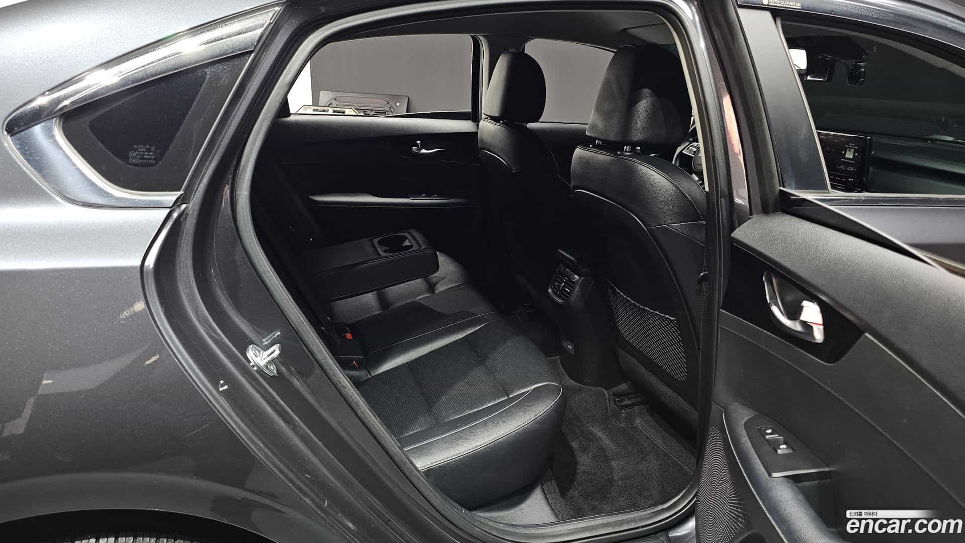 K3 Kia 2021.5-INNER-036