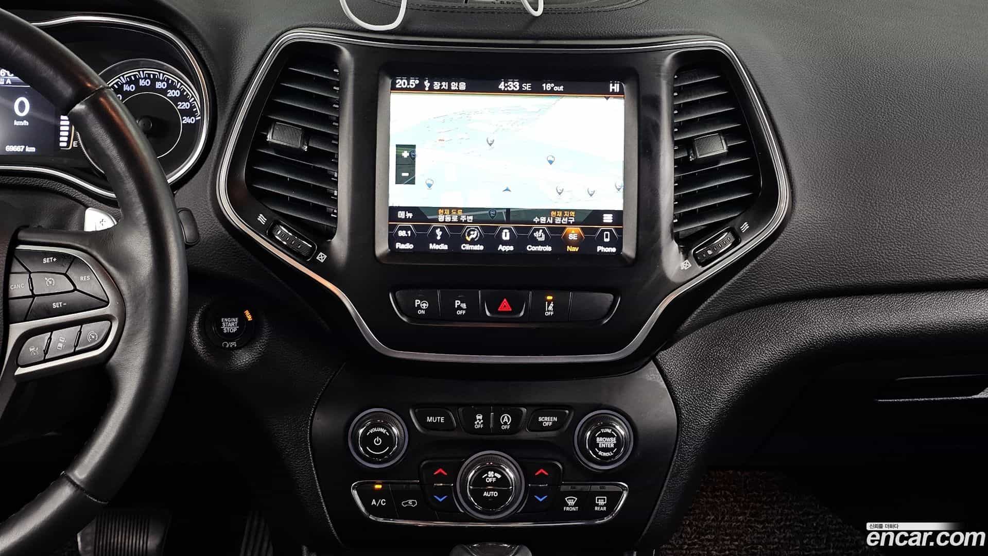 Cherokee Jeep 2019.1-OPTION-018