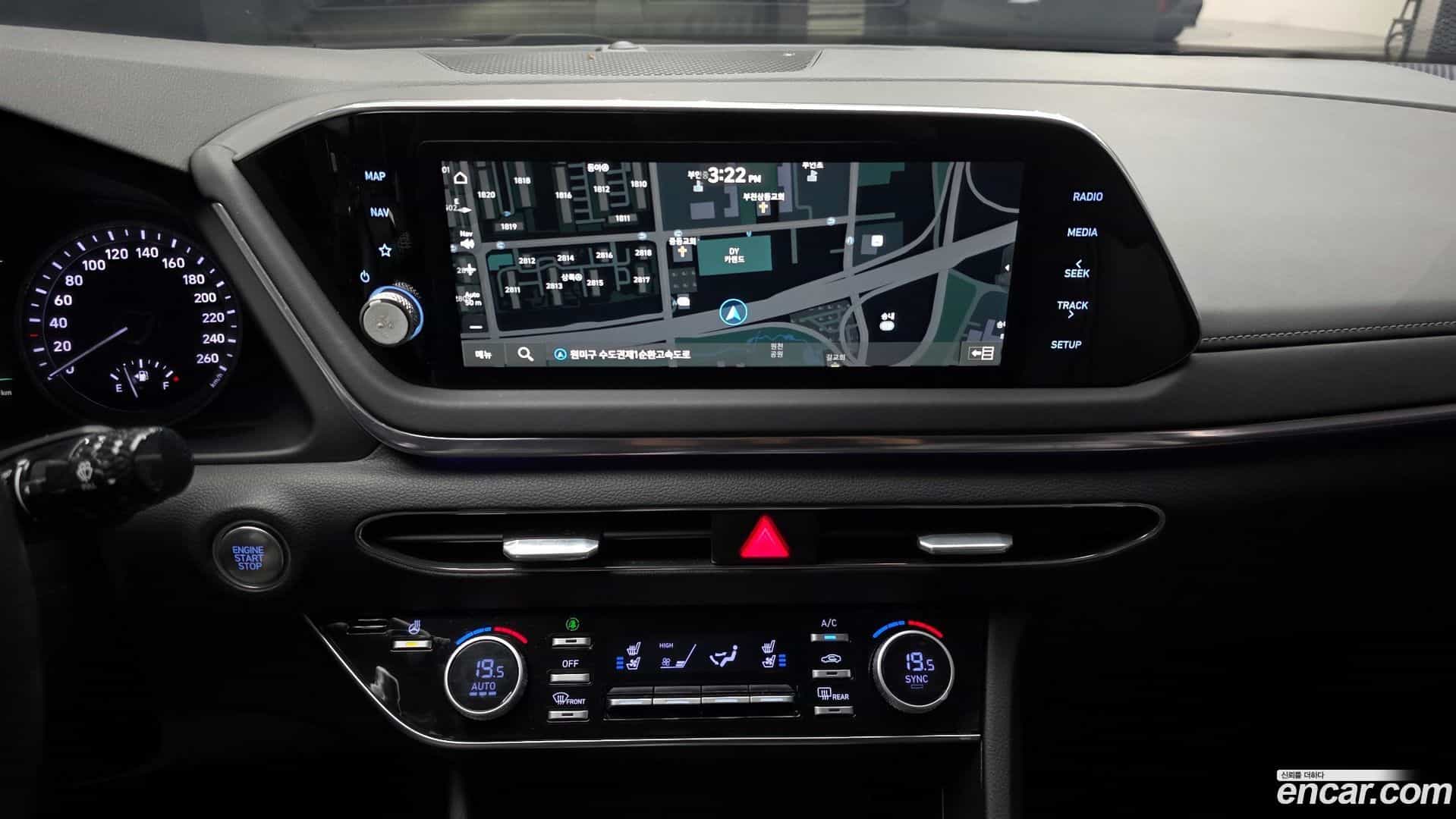 Sonata Hyundai 2022.7-OPTION-019