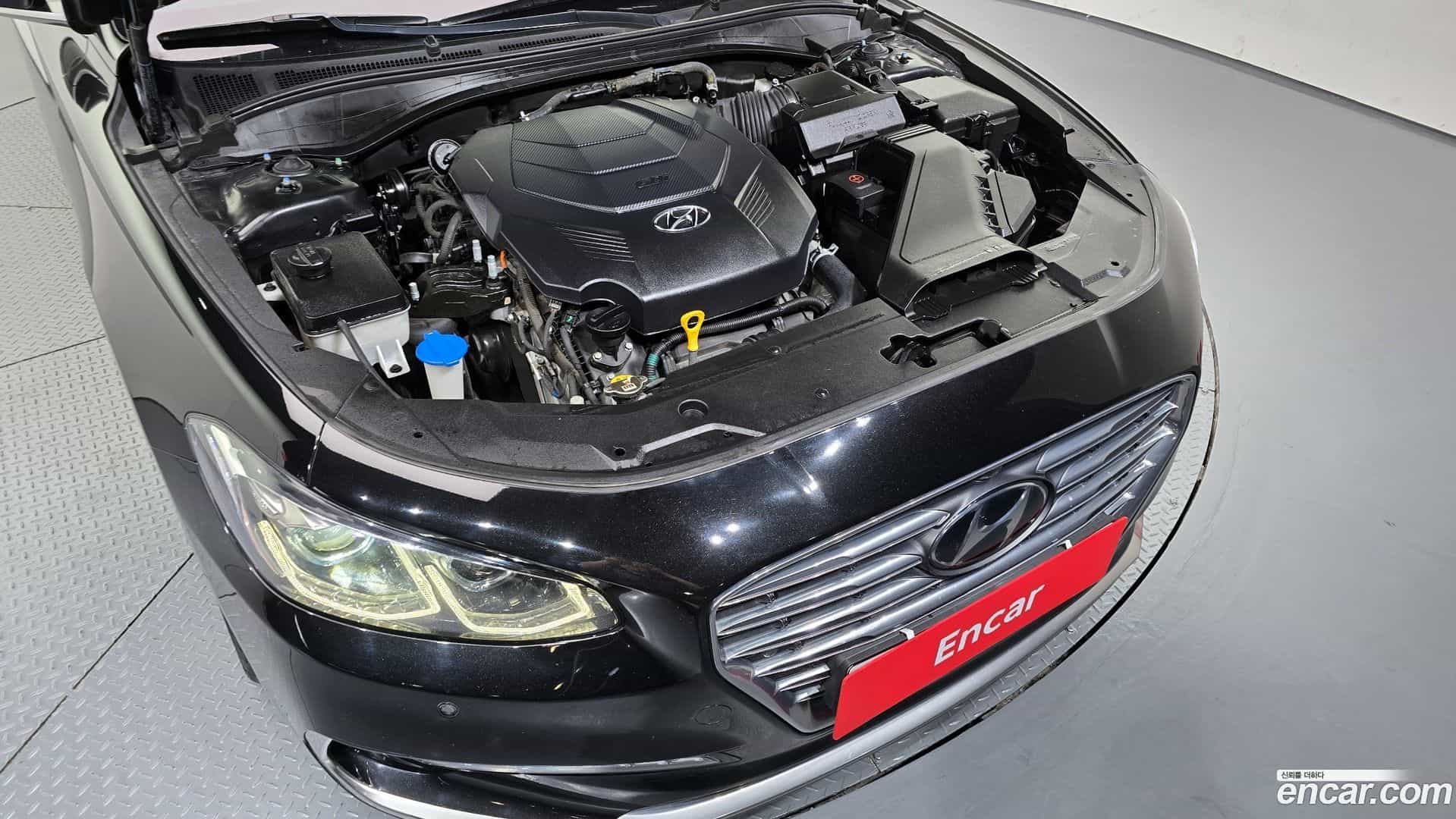 Grandeur Hyundai 2017.4-OUTER-006