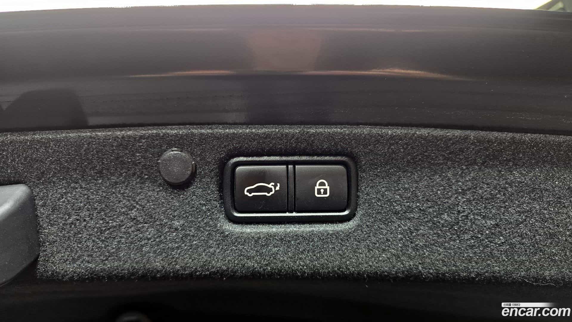 Grandeur Hyundai 2017.4-OPTION-024