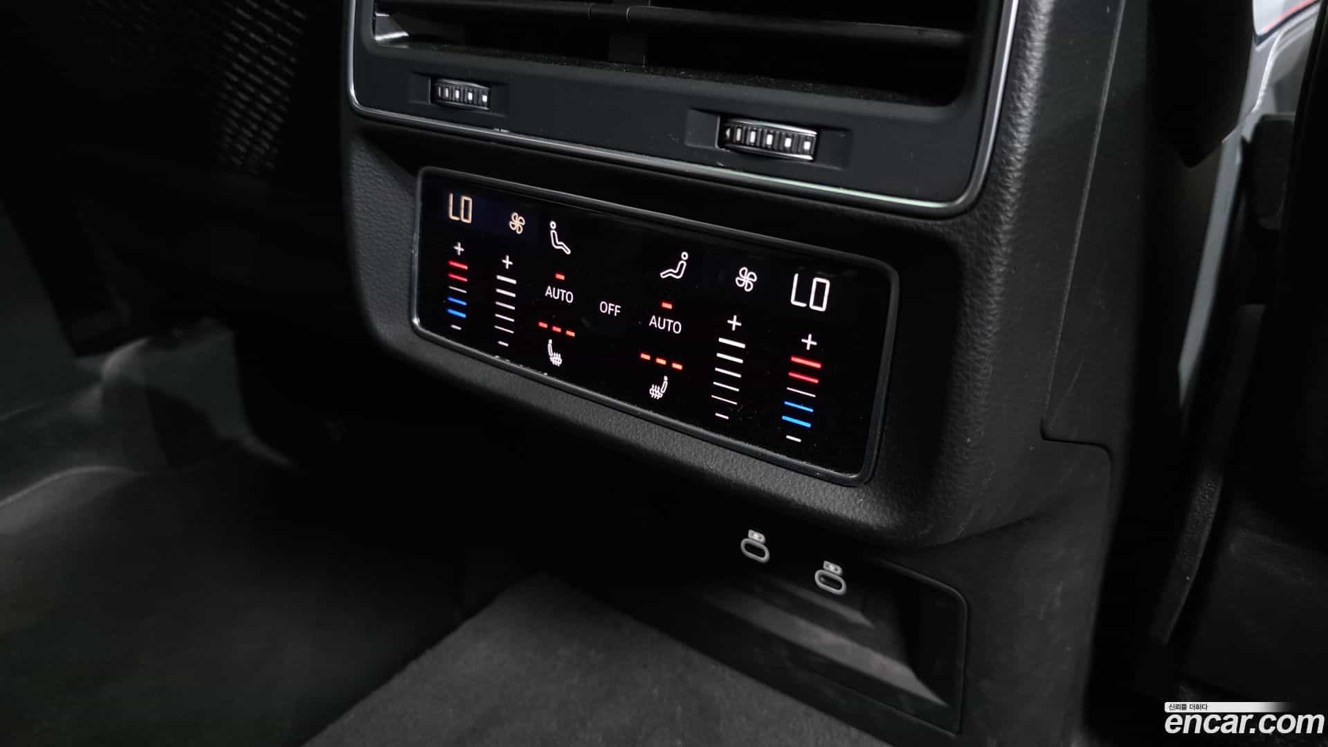 Q7 Audi 2022.10-OPTION-042