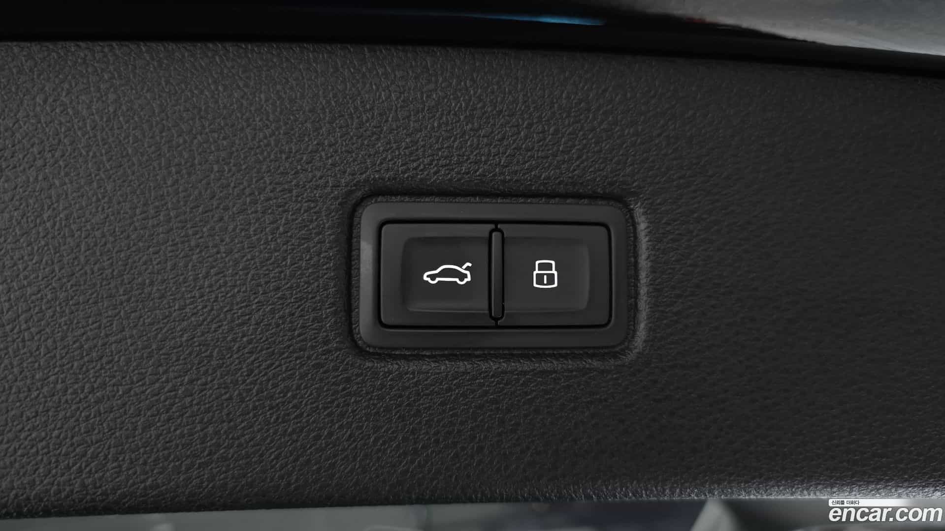 Q7 Audi 2022.10-OPTION-045