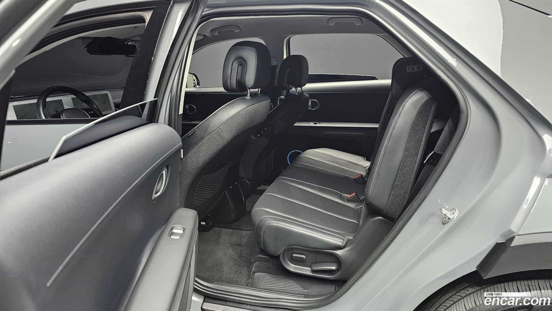Ioniq5 Hyundai 2022.2-INNER-036