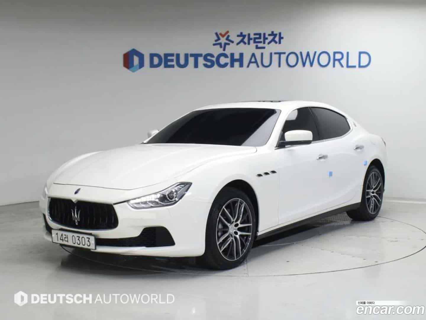 Ghibli Maserati 2015.11-OUTER-001