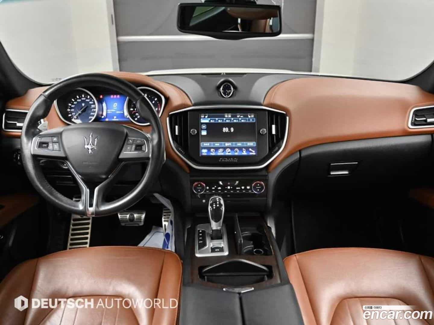 Ghibli Maserati 2015.11-INNER-007