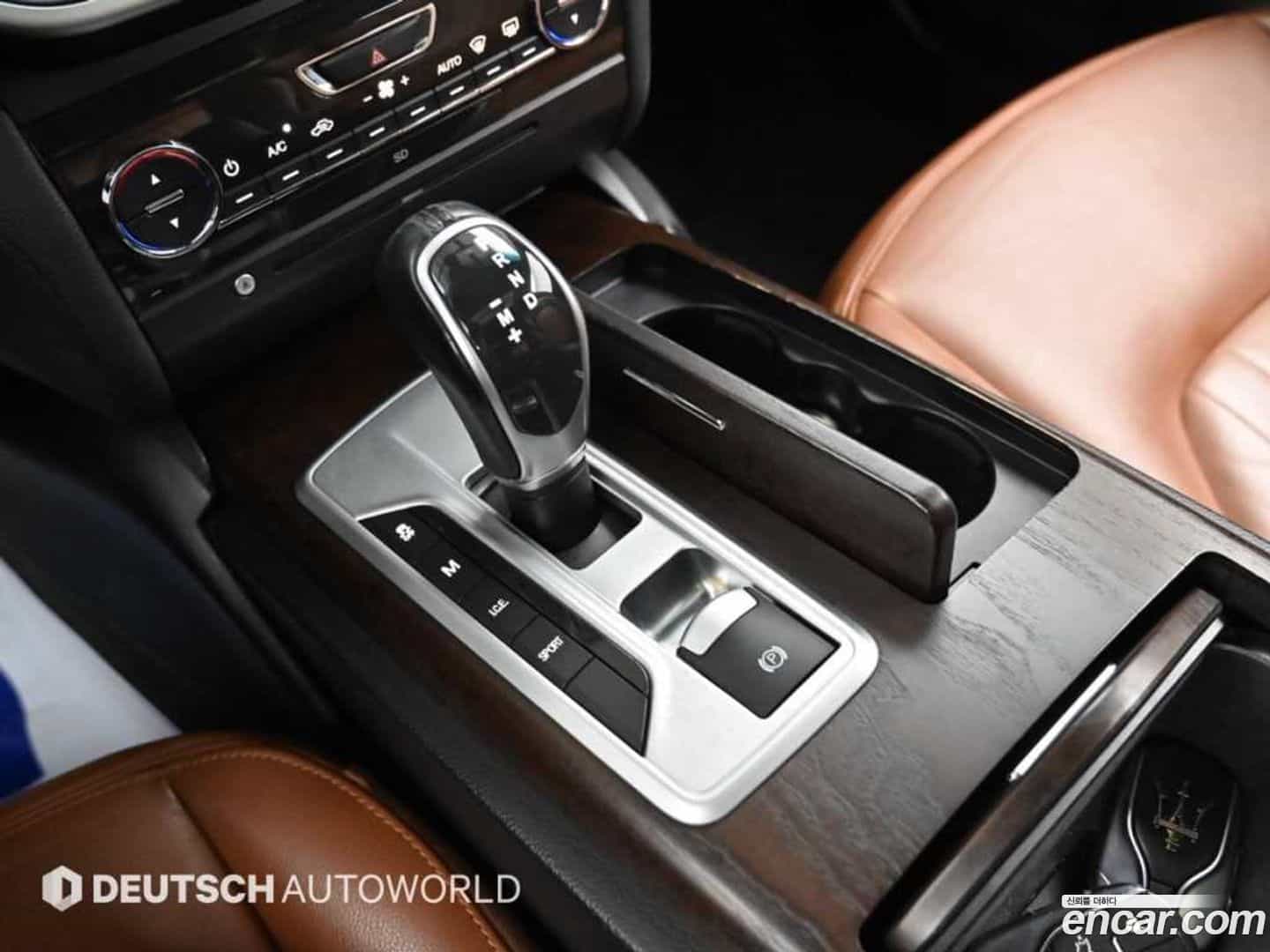 Ghibli Maserati 2015.11-INNER-009