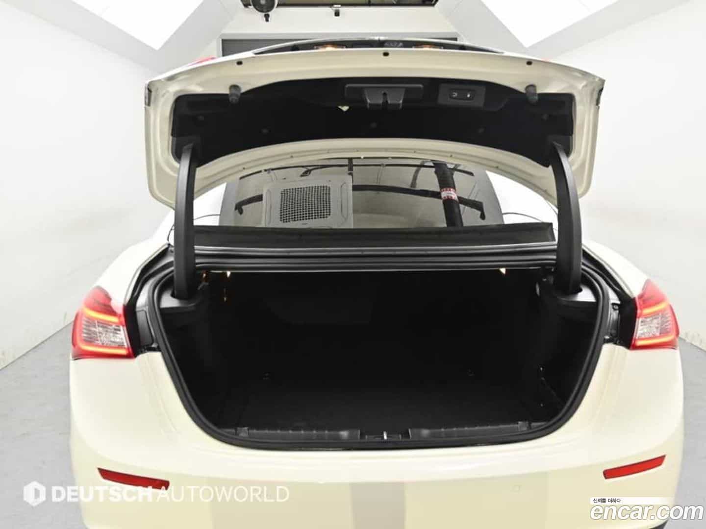 Ghibli Maserati 2015.11-OPTION-023