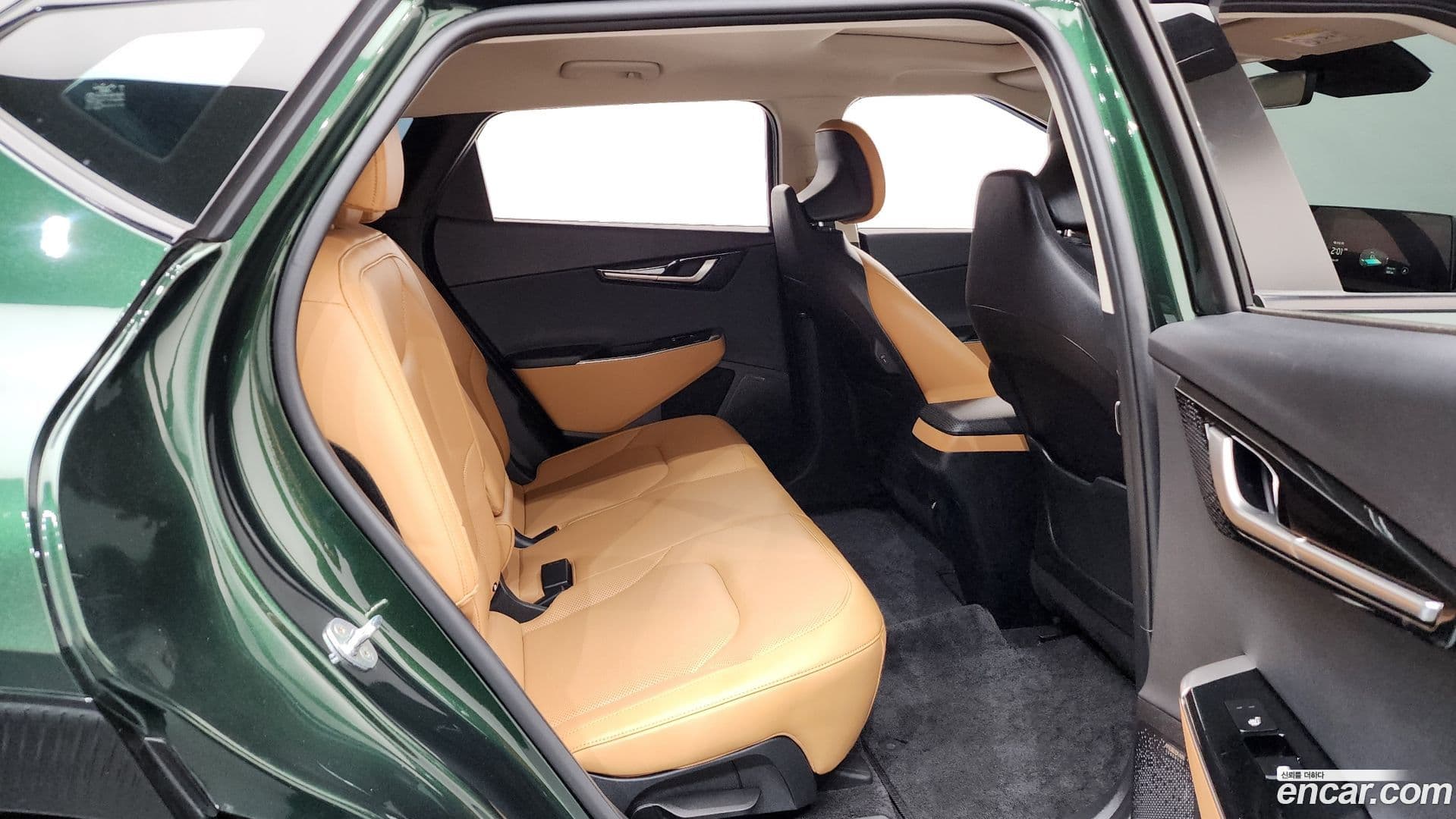 Main__Slider__Photo:EV6 Kia 2021.7-10